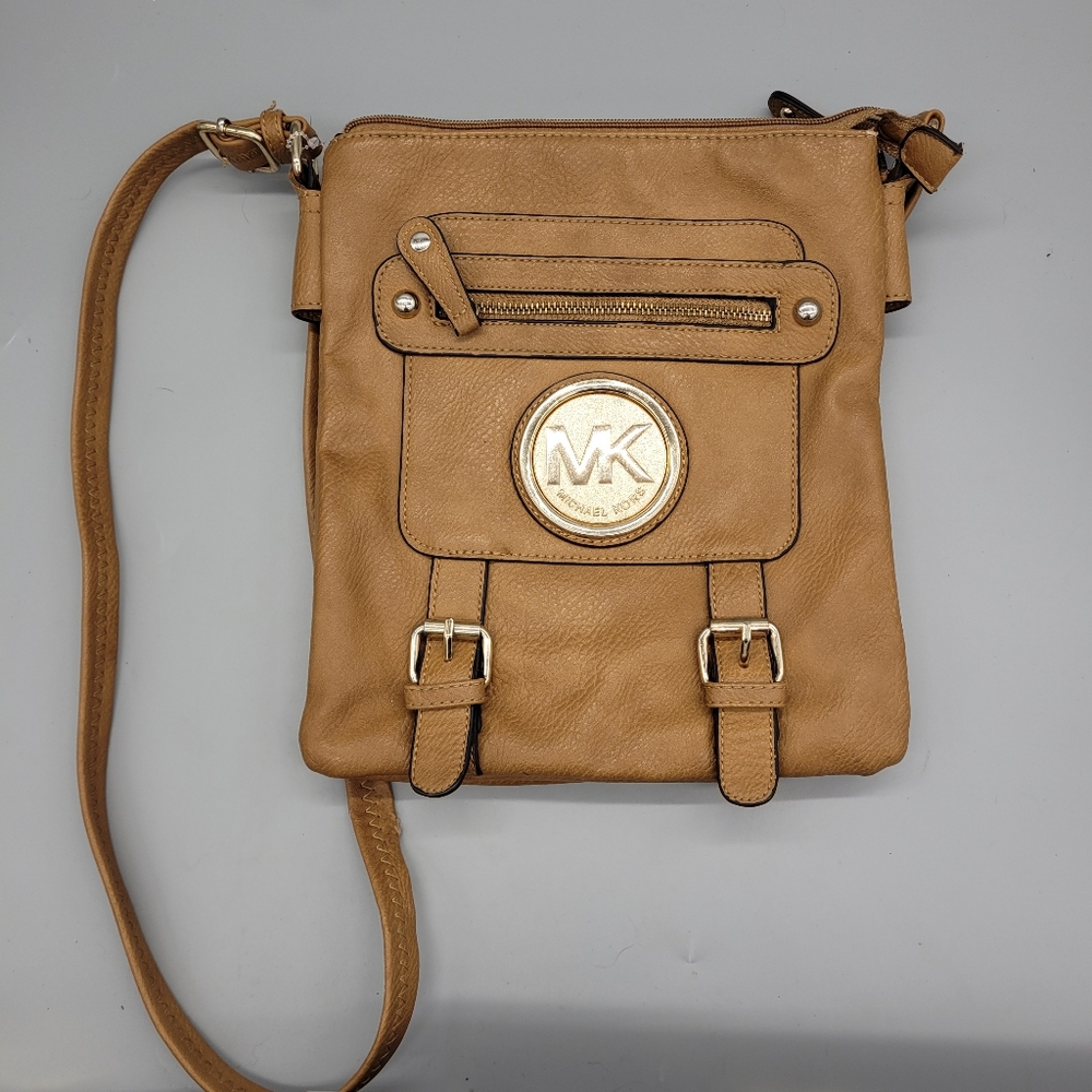 Micheal Kors Crossbody Bag